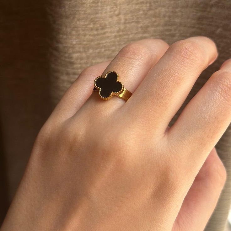 Black Clover ring