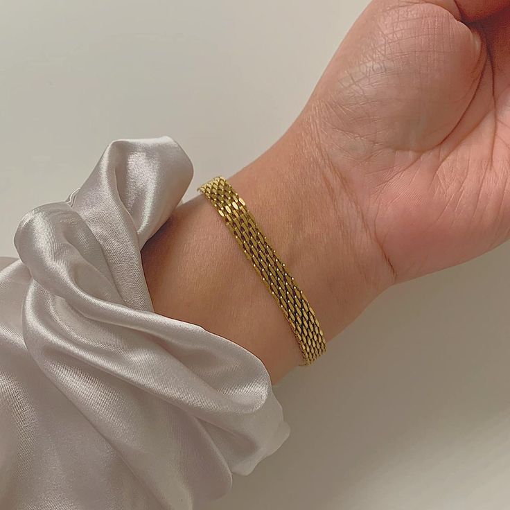 Golden Grace Bracelet