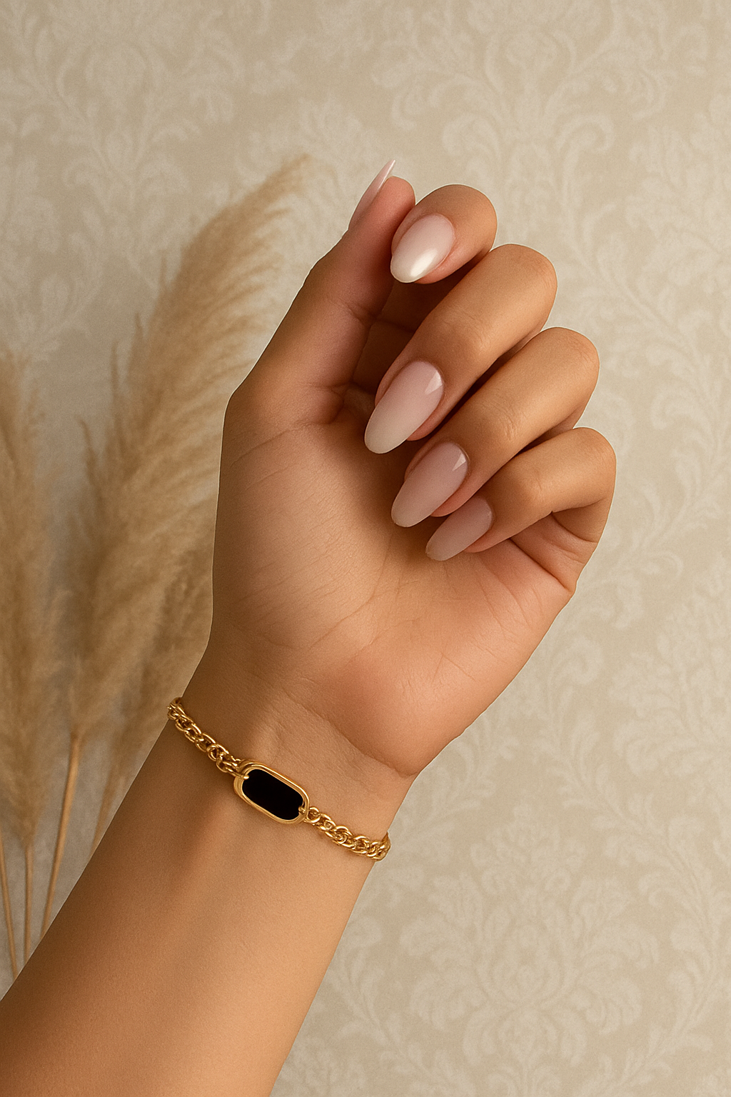 Tag bracelet